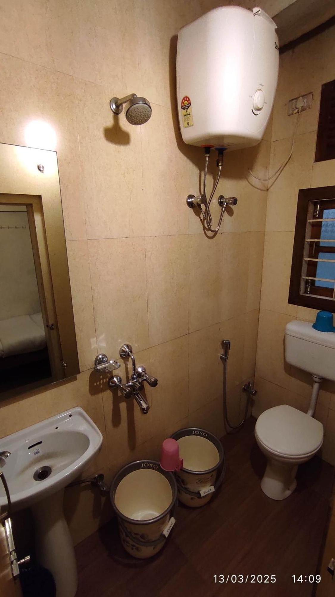 Baba Tourist Lodge شيلونغ المظهر الخارجي الصورة